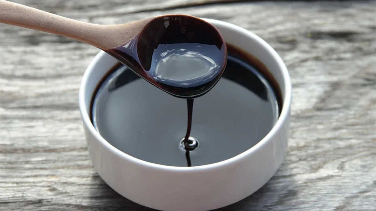Molasses